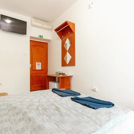 Kincso Vendeghaz By Newave Guest house *