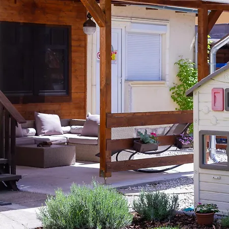 Kincso Vendeghaz By Newave 3* Siófok